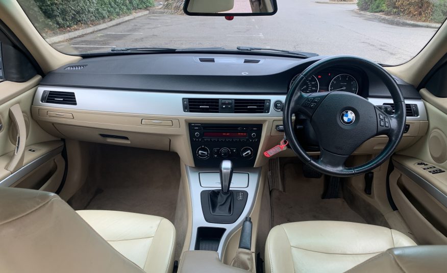 BMW 3 Series 2.0 318i ES Steptronic Euro 5 4dr