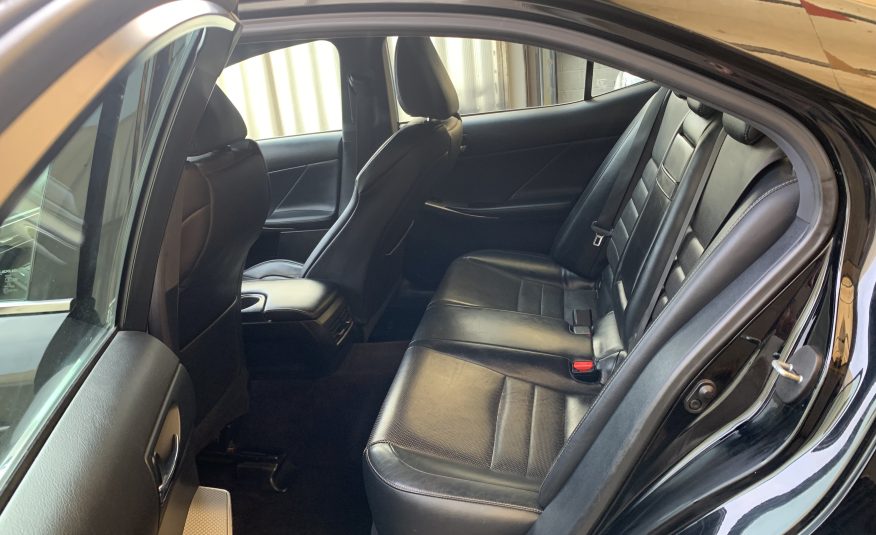 Lexus – IS 300 – 300H F SPORT 4-Door – Black  – 2014